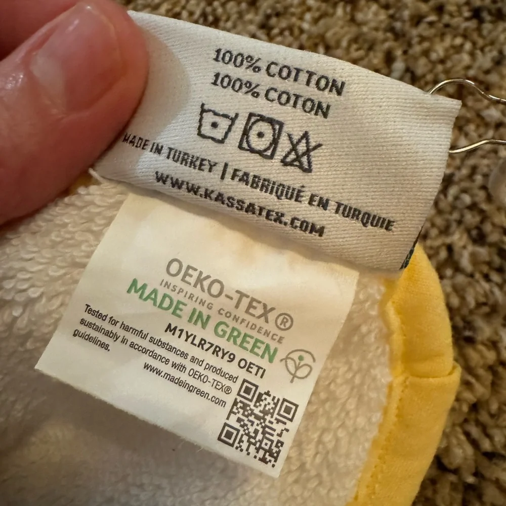 Kassatex Chairish Scallop Edge Towel Collection - Hand Towel NWT Yellow White
